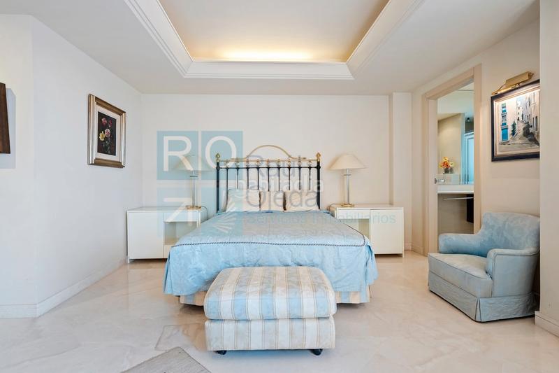 Foto c6ae86da-2211-4465-826d-3ca44bc69fcf. Chalet con camino riscaldamento parcheggio piscina in Reus