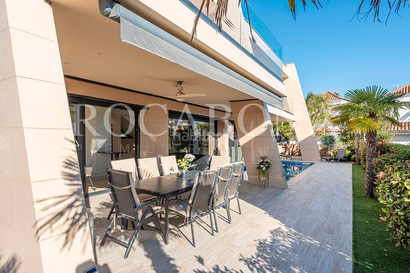 Foto 28ea7ba4-052d-44d4-9382-4017b6fb1f1a. Chalet con camino riscaldamento piscina in mar Cambrils Cambrils