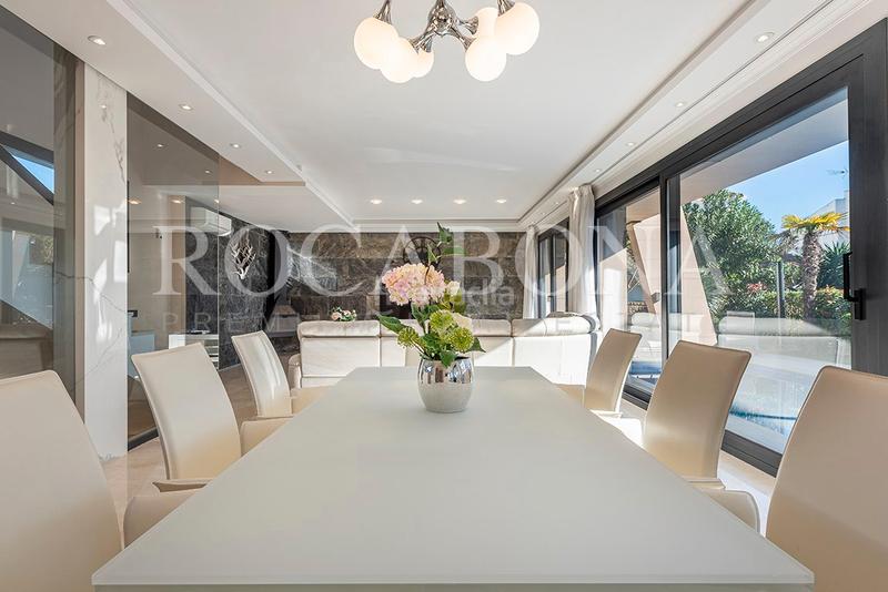Foto 72c0d4d5-8573-426d-b683-f5a5934d8f87. Chalet con camino riscaldamento piscina in mar Cambrils Cambrils