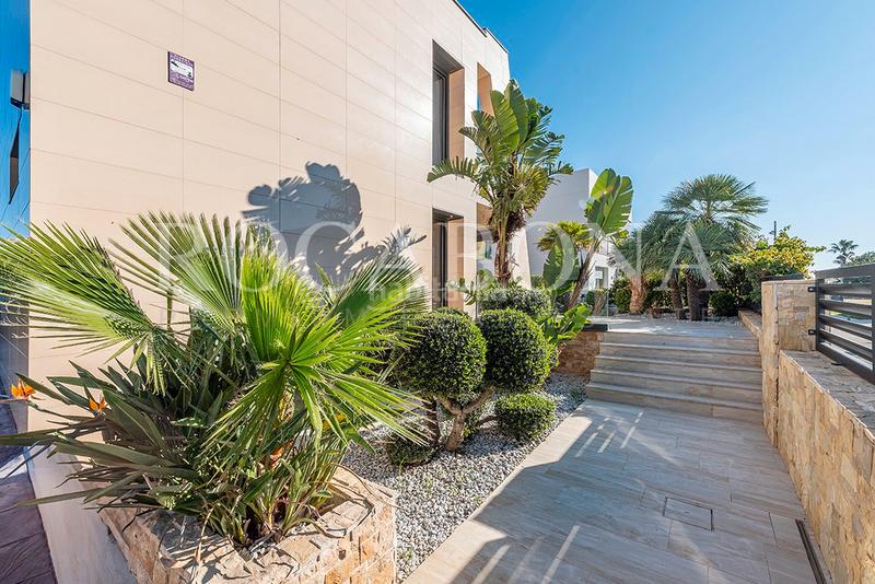 Foto 8a4bff11-3fc9-47b0-b2b2-d82e25ec14d6. Chalet con camino riscaldamento piscina in mar Cambrils Cambrils