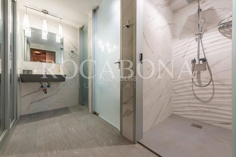 Foto accaee10-3d91-4e3e-958c-241f1b9407b0. Chalet con camino riscaldamento piscina in mar Cambrils Cambrils