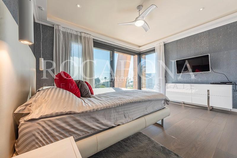Foto c991ca08-988f-42d1-bb8c-062d44640f10. Chalet con camino riscaldamento piscina in mar Cambrils Cambrils