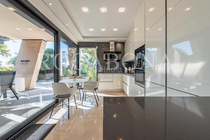 Foto ef457315-b83f-4251-8061-501c3a1ad46b. Chalet con camino riscaldamento piscina in mar Cambrils Cambrils