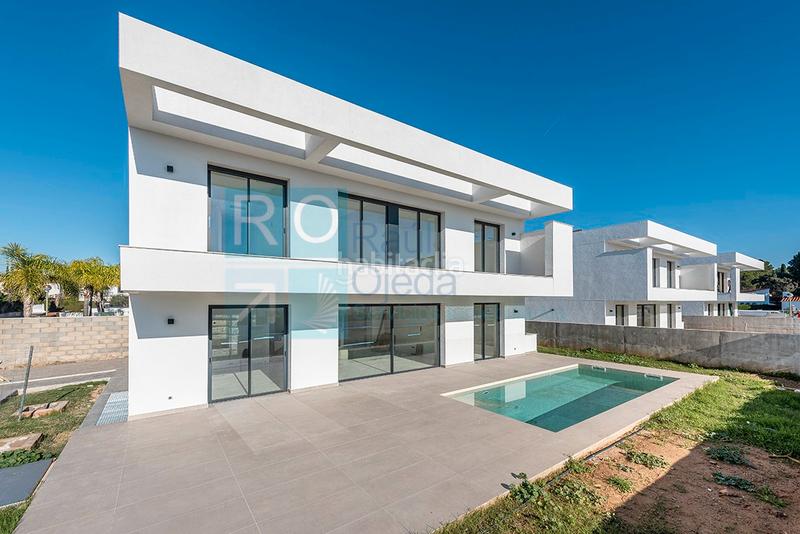 Foto 27af83a8-2b57-4a2e-b79a-e25ae1e5a221. Chalet in carrer copèrnic 8 in mar Cambrils Cambrils