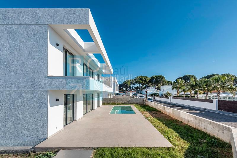 Foto 83e047b0-4f7c-4bc0-9b42-15b2cf90be80. Chalet in carrer copèrnic 8 in mar Cambrils Cambrils