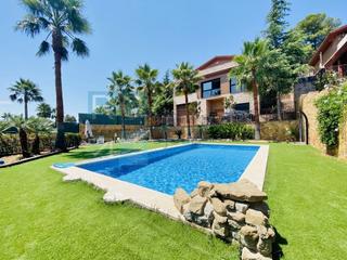 Chalet  N/a