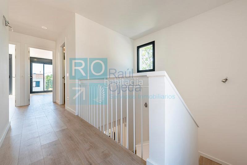 Foto 5e332cc3-e5bd-4287-9a82-3ee1c66651ce. Casa pareada en carrer de alfred sisley 28 en El Dorado Platja Cambrils