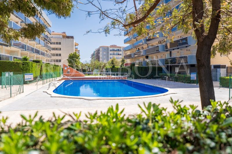 Foto a699096c-7228-4cde-be13-53b0124beee2. Àtic a carrer d'amadeu vives 42 a La Pineda Vila-seca