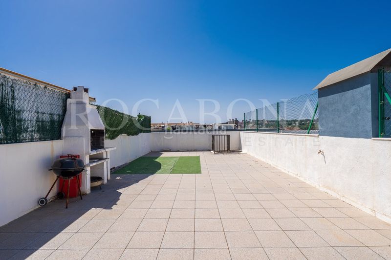Foto ab7ba664-bccd-4228-bf0d-fd0f37a5812f. Àtic a carrer d'amadeu vives 42 a La Pineda Vila-seca