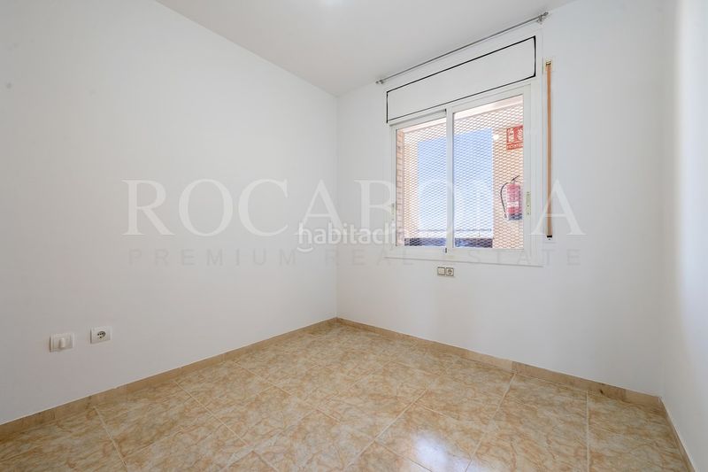 Foto cd1ba094-29a9-42eb-ab32-62754d1a25b3. Àtic a carrer d'amadeu vives 42 a La Pineda Vila-seca