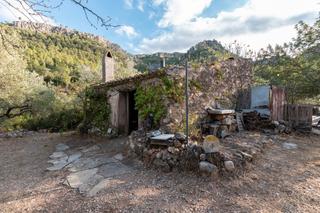 Masia a Carrer de la diputacio 2. Finca rústica en un entorno natural maravilloso, agua de riego,
