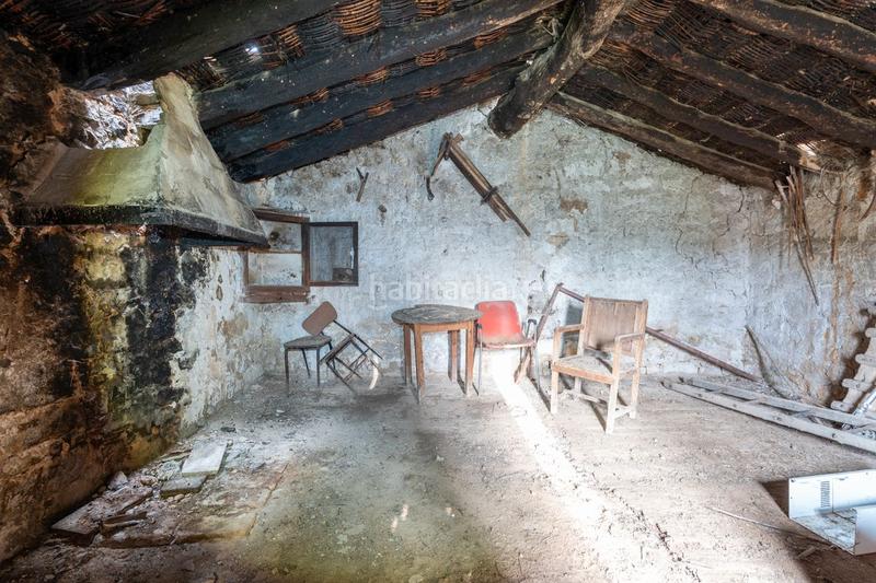 Foto a76f90ff-b0e2-41af-ad45-b2fcb5e7cb86. Masia a carrer de caseres 24 a Bot