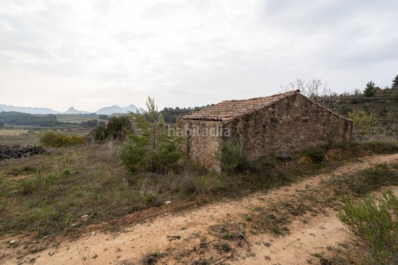 Foto af54b082-3c53-4116-bf5e-3c9b113bb146. Masia a carrer de caseres 24 a Bot