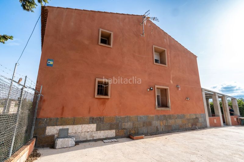 Foto a41cc259-05e1-43e8-8bea-9f49e380cb57. Masia amb calefacció aparcament piscina a Centre Tortosa
