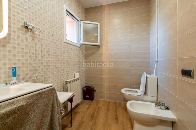 Foto fc814cd9-a2da-4639-9934-3fd243a355aa. Masia amb calefacció aparcament piscina a Centre Tortosa