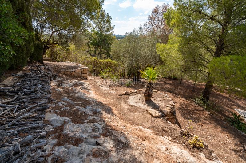 Foto 80b3e281-93d1-4680-9120-79c798c07614. Terreno residencial finca urbana con una balsa cerca en Tortosa