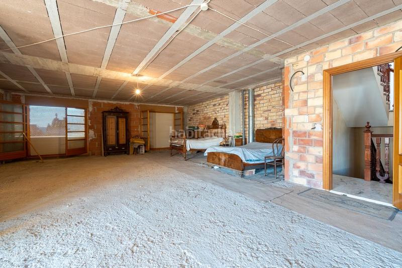 Foto c038eb0e-c184-4c4c-9904-e83fcf8acde5. House in carrer de mossèn cinto verdaguer 49 in Bítem Tortosa