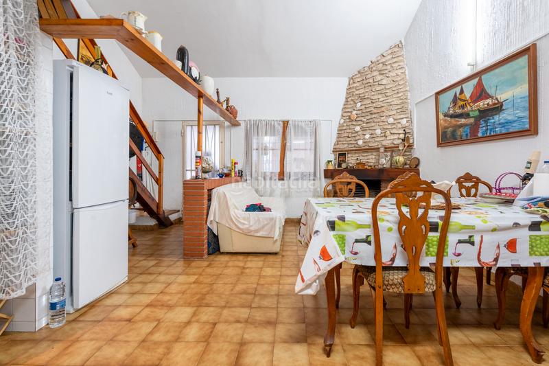 Foto 8d403ea1-b01c-4000-9aa0-9805a6187f22. Finca rústica a carretera del cementiri 9 a Santa Bàrbara