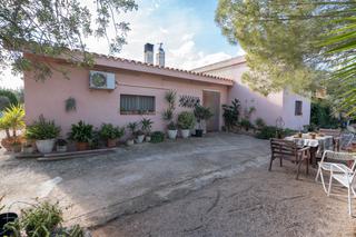 Semi detached house in Camí de les codines 63. Finca rústica con casa adosada. agua y luz.