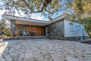 Chalet in Partida sant bernabe 236. Chalet en venta con piscina y pista de tenis
