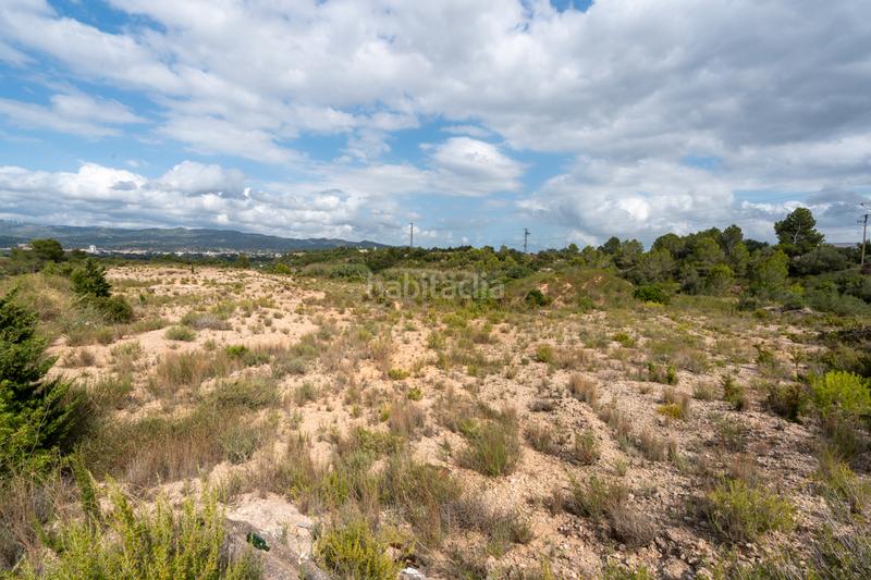 Foto 0fb9bb54-2380-4781-ad32-b9a624dd6f86. Fondo rustico in camí d'en sedó 6 in Roquetes
