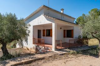 Casale in Cam de la colada mayor 1. Finca rstica con casa de campo y casa de aperos