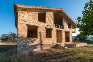 Xalet  Camí del terrer roig 5. Chalet para acabar en tortosa