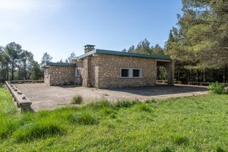 Bauernhof  Cv-590 41. Casa en una gran finca con bosque y buen acceso