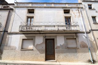 Casa  Carrer príncep 14. Gran casa de pueblo para reformar en santa barbara