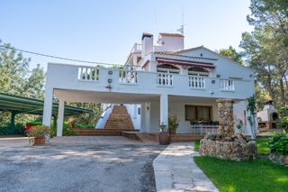Xalet a Partida s lazaro 248. Gran finca con chalet para entrar a vivir