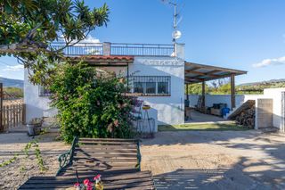 Mas  Camí vell de la riera d'aragó a valència 90. Pequeño chalet cerca de aldover