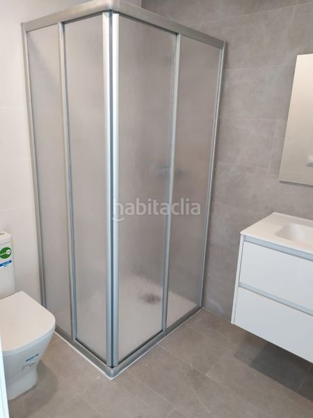 Foto 17af7c18-8a5d-4321-90ca-f51aeee2a852. Àtic amb calefacció a Sants-Badal Barcelona