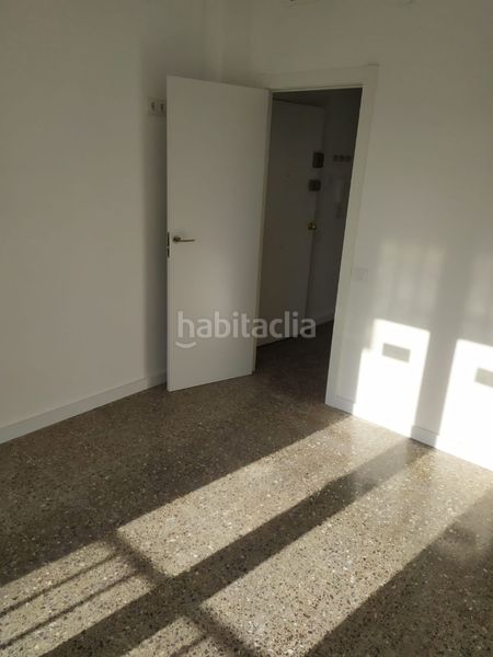 Foto 31f25aac-8c47-41a6-aaaa-c7a132572629. Àtic amb calefacció a Sants-Badal Barcelona