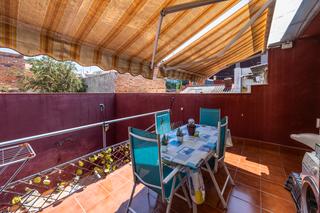 Casa aparellada a Creu de Barber. Preciosa casa amplia y con terrazas de 58 m