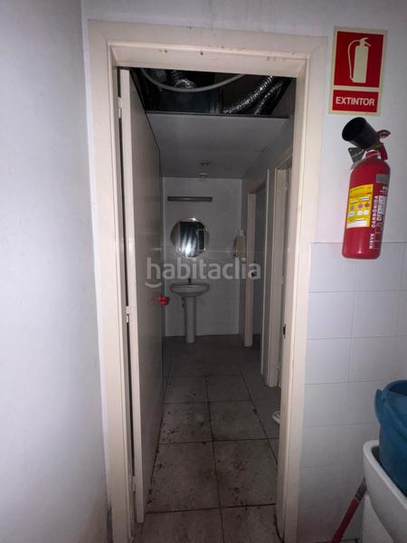 Foto c6da6810-b44b-4554-b507-30bf3cfed943. Location local commercial dans avinguda de canaletes 29 dans Cerdanyola del Vallès