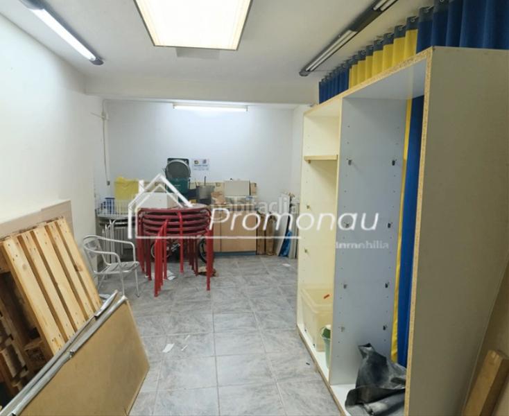 Foto 882d9b08-8889-469e-83f8-37162ba50fd4. Locale commerciale in carrer d'enric granados 30 in Barberà del Vallès