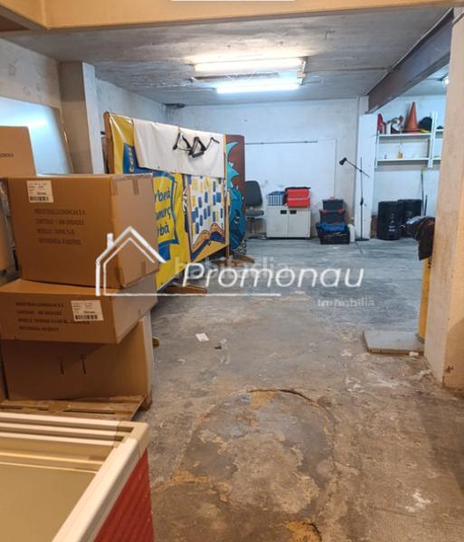 Foto d3ddad7d-406d-44a8-8157-beef10dbbabd. Locale commerciale in carrer d'enric granados 30 in Barberà del Vallès