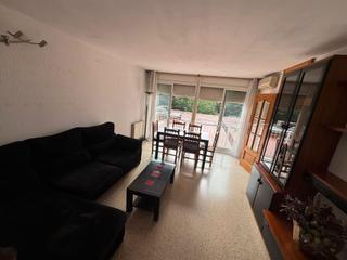 Pis a Centre-Cordelles. Vivienda en venta de 4 habitaciones en cerdanyola del valles