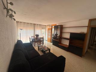 Pis a Carrer de sant antoni 19. Vivienda en venta de 4 habitaciones grandes en cerdanyola del va