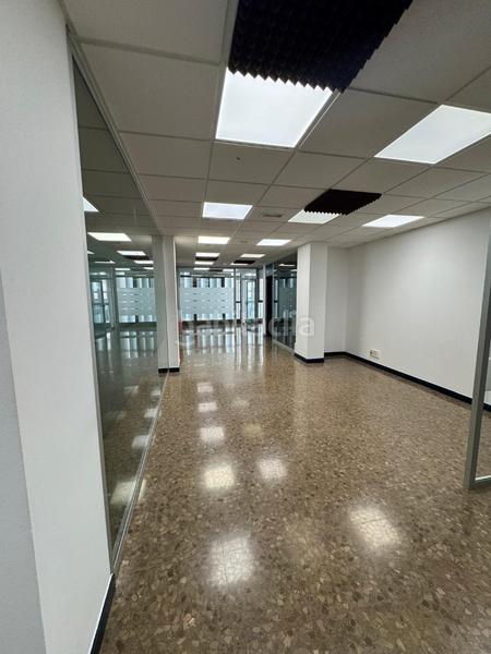 Foto 3ed9a11f-f471-462b-8dae-c9561d8a48eb. Lloguer oficina a via augusta 48 a Vila de Gràcia Barcelona