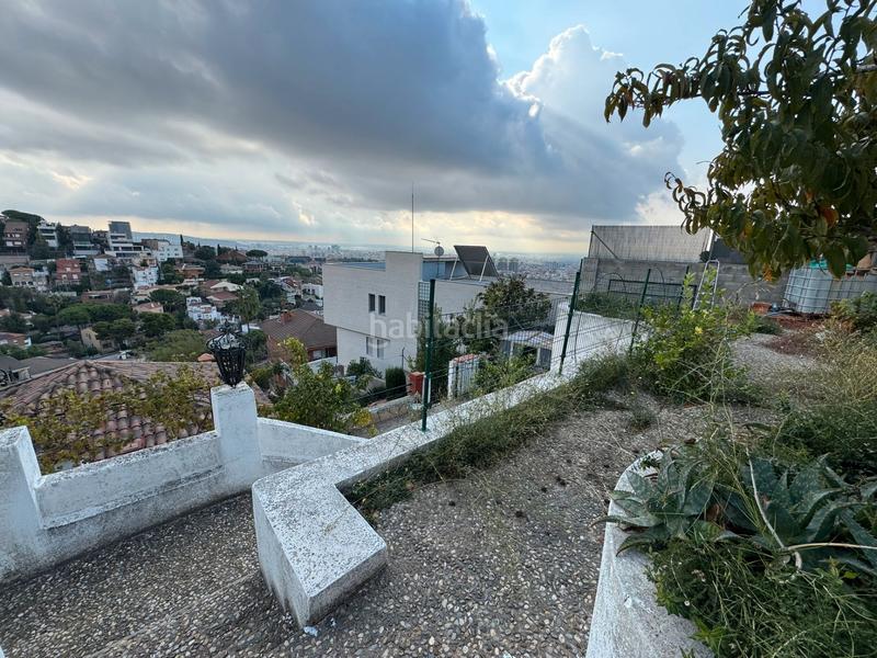 Foto b075ace7-075a-40ca-88bb-40d213f1f2d0. Chalet en La Miranda Esplugues de Llobregat