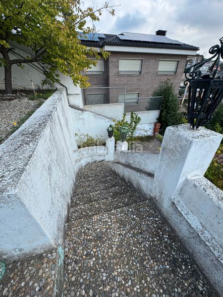 Foto c814248f-9e0f-4310-92e8-4647fd2184b6. Chalet avec chauffage parking piscine dans La Miranda Esplugues de Llobregat