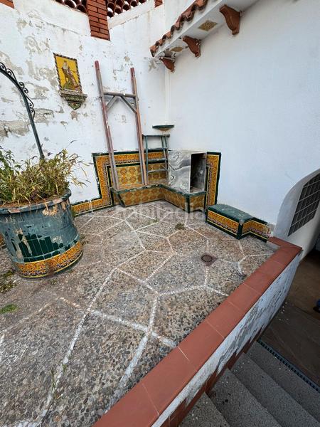 Foto 02918c28-abee-4301-b75e-f4b2a4fe8240. Chalet con riscaldamento parcheggio piscina in La Miranda Esplugues de Llobregat