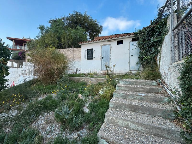 Foto 840215fd-c7a7-4d05-b203-e176f6a36e1b. Chalet con riscaldamento parcheggio piscina in La Miranda Esplugues de Llobregat