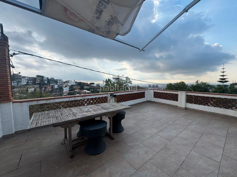 Foto 6ee7ab10-feac-473b-a92b-f167fc1a87e0. Xalet amb calefacció aparcament piscina a La Miranda Esplugues de Llobregat