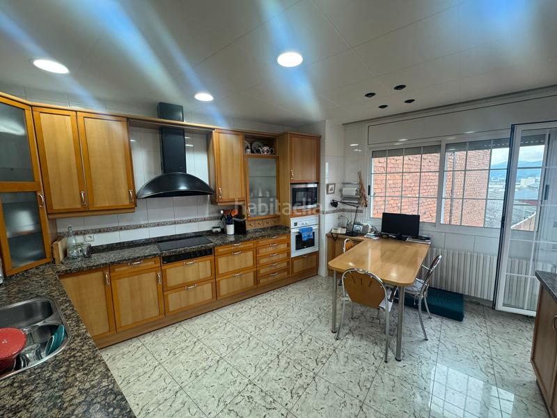 Foto 2bf8fdcc-d983-4e45-bc35-d9043312ece4. Capannone industriale in carrer sant jaume 45 in Zona Industrial Ripollet