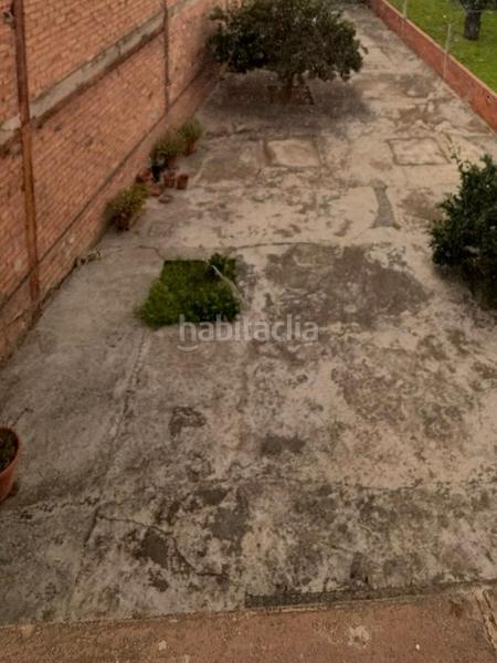 Foto 43fce28d-d8ab-47ec-af42-094f3261b777. Capannone industriale in carrer sant jaume 45 in Zona Industrial Ripollet