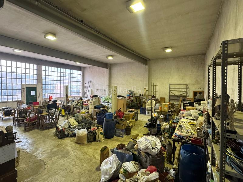 Foto a4d25687-4a3a-4c7a-9d44-1c208d64c023. Capannone industriale in carrer sant jaume 45 in Zona Industrial Ripollet