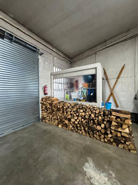 Foto d4858435-b97c-426c-b218-4c0f024d915e. Capannone industriale in carrer sant jaume 45 in Zona Industrial Ripollet