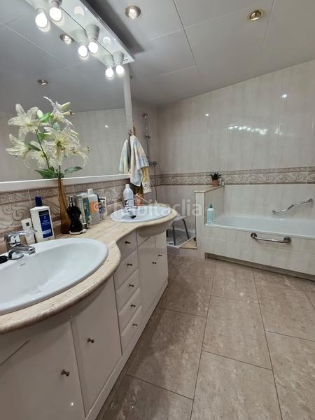 Foto df678205-2ea8-4f20-9dd7-079c6dbf63f2. Capannone industriale in carrer sant jaume 45 in Zona Industrial Ripollet